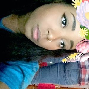 Meet your Posher, Briana